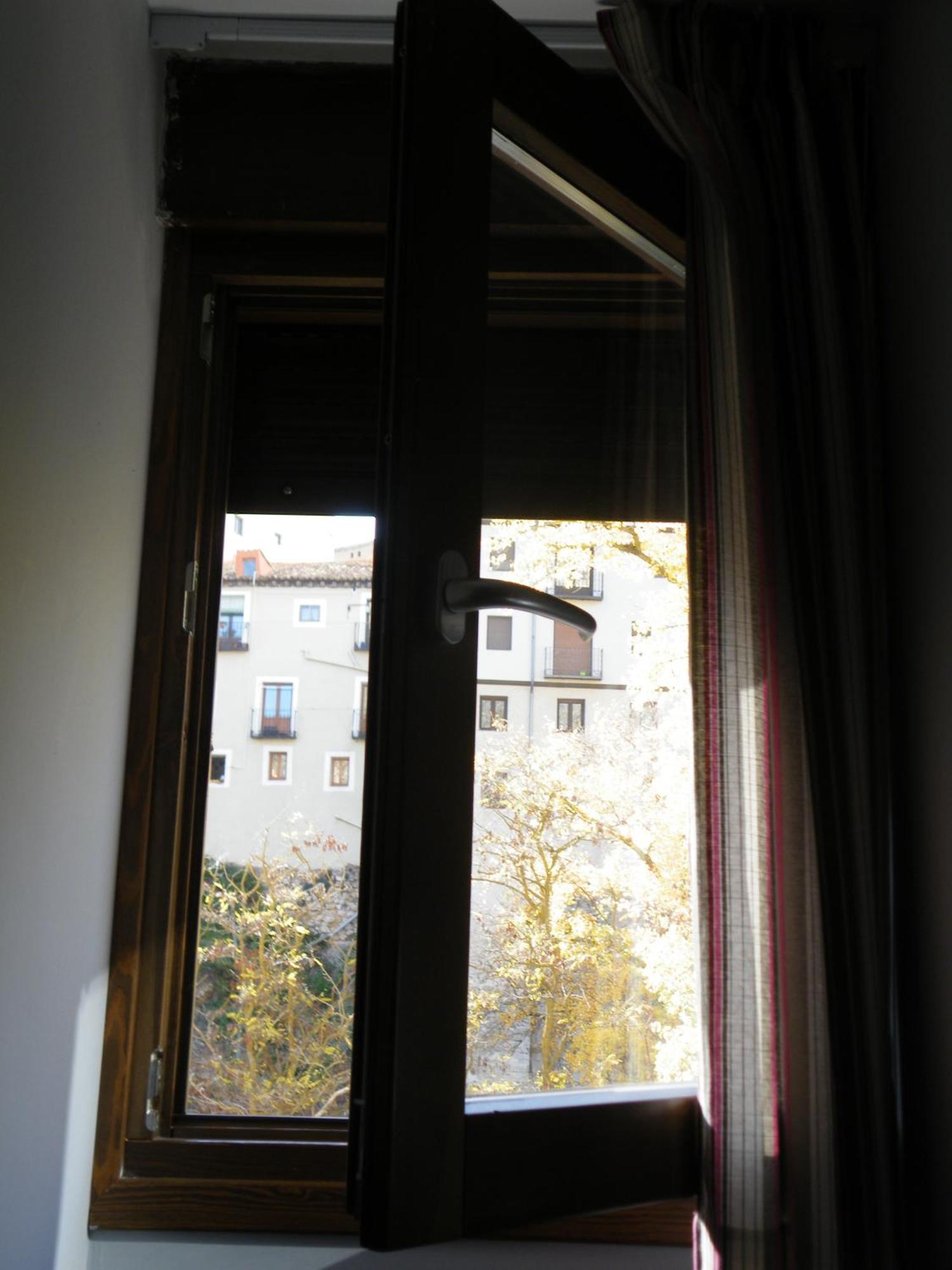 Hostal La Ribera Del Jucar Куенка Номер фото