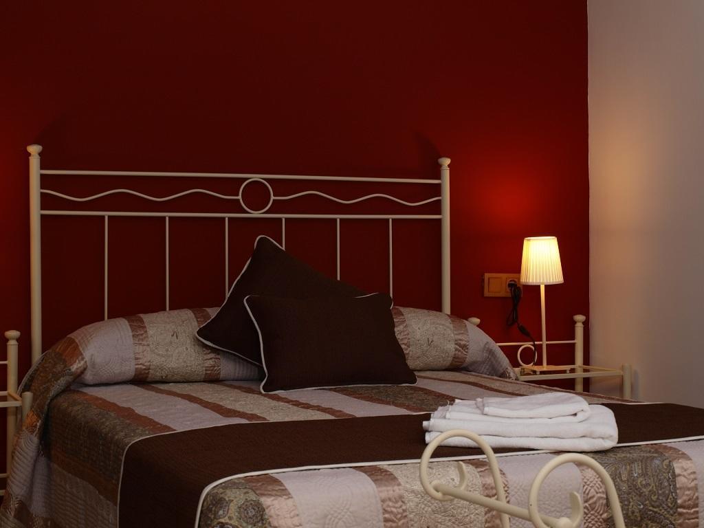 Hostal La Ribera Del Jucar Куенка Екстер'єр фото