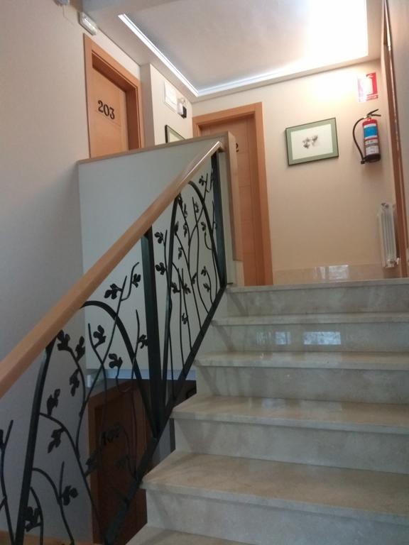 Hostal La Ribera Del Jucar Куенка Екстер'єр фото