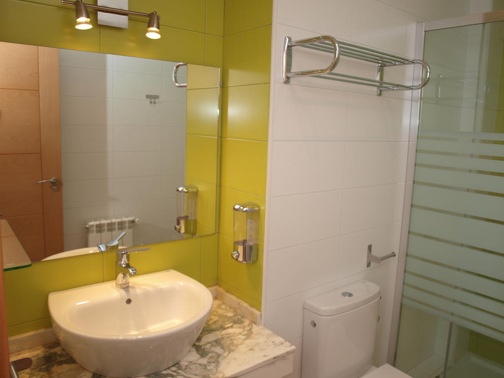 Hostal La Ribera Del Jucar Куенка Екстер'єр фото