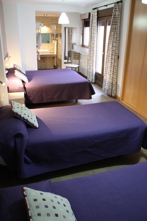 Hostal La Ribera Del Jucar Куенка Екстер'єр фото